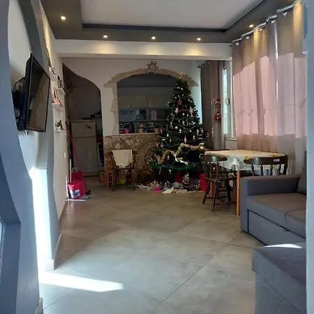 Anka West Side Apartment *