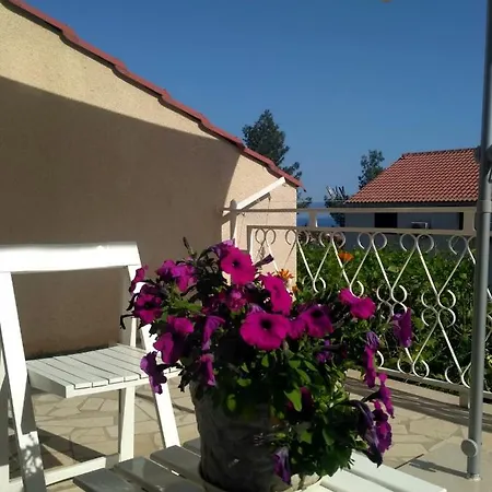 Apartment Anka West Side Bol