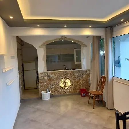 アパート Anka West Side ボル